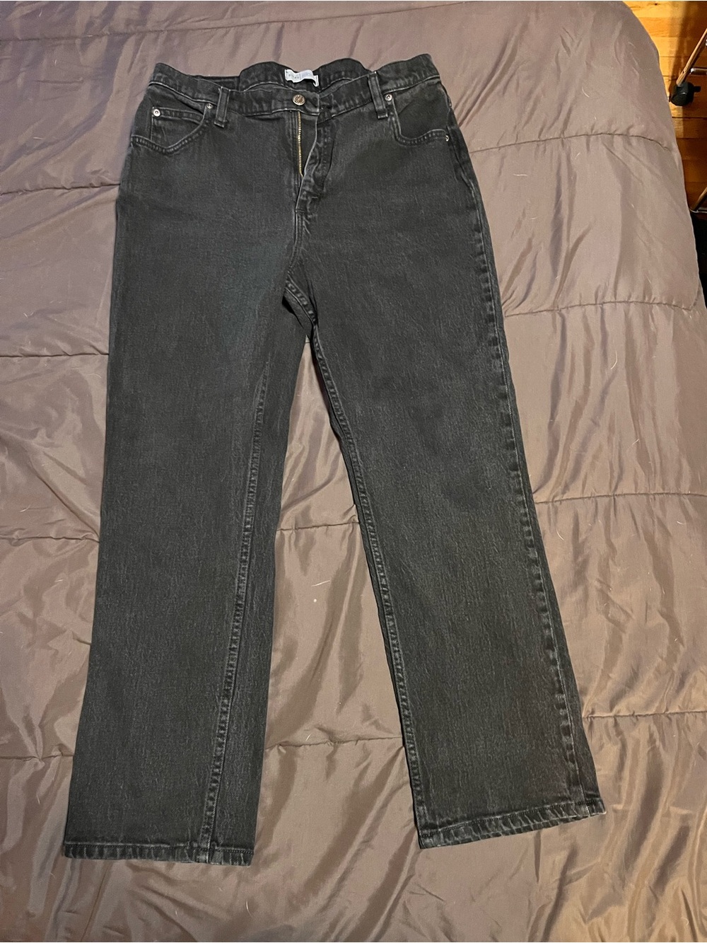High-Rise Straight Leg Women's Jeans in Black